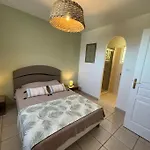 Luxury With Stunning Panoramic Views *