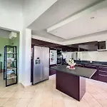 Luxury With Stunning Panoramic Views