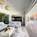 Luxury With Stunning Panoramic Views