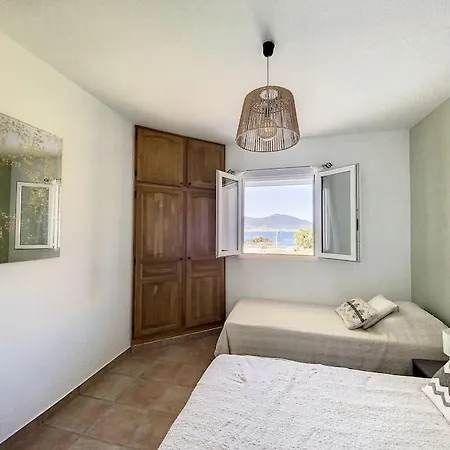 Luxury With Stunning Panoramic Views